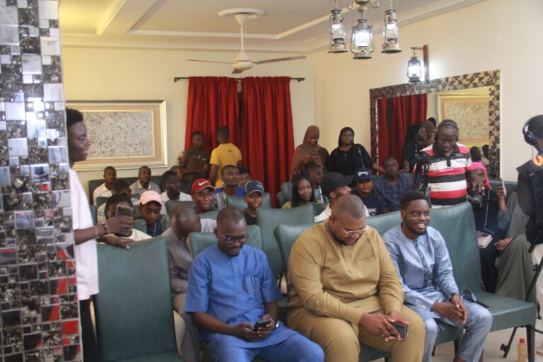 3757a4c5-8dd7-4780-aeaf-e1106ad5a5ea