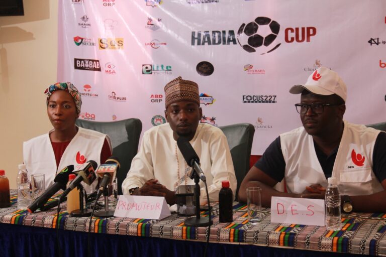 666d753f-4594-4b47-8371-e0f7498fc4e7