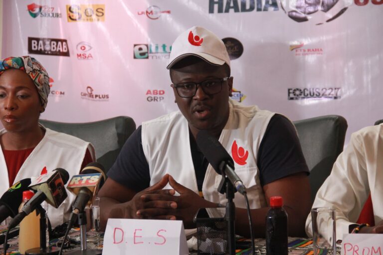 cdef8d87-b59c-4bab-8ce2-06bb61f64bc5