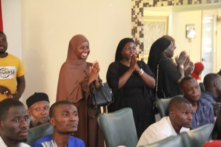 e4201762-f016-4717-9bca-0c3d0ba42d43