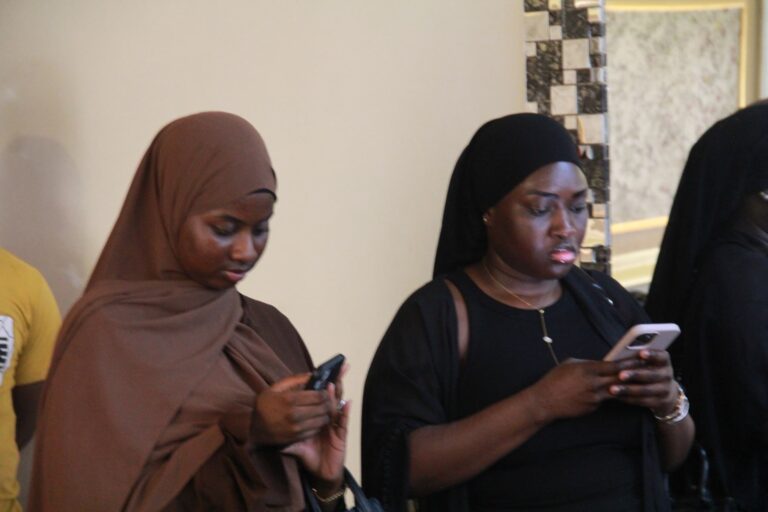 ffb01efa-bd43-4e52-b6f2-40553b9228b1